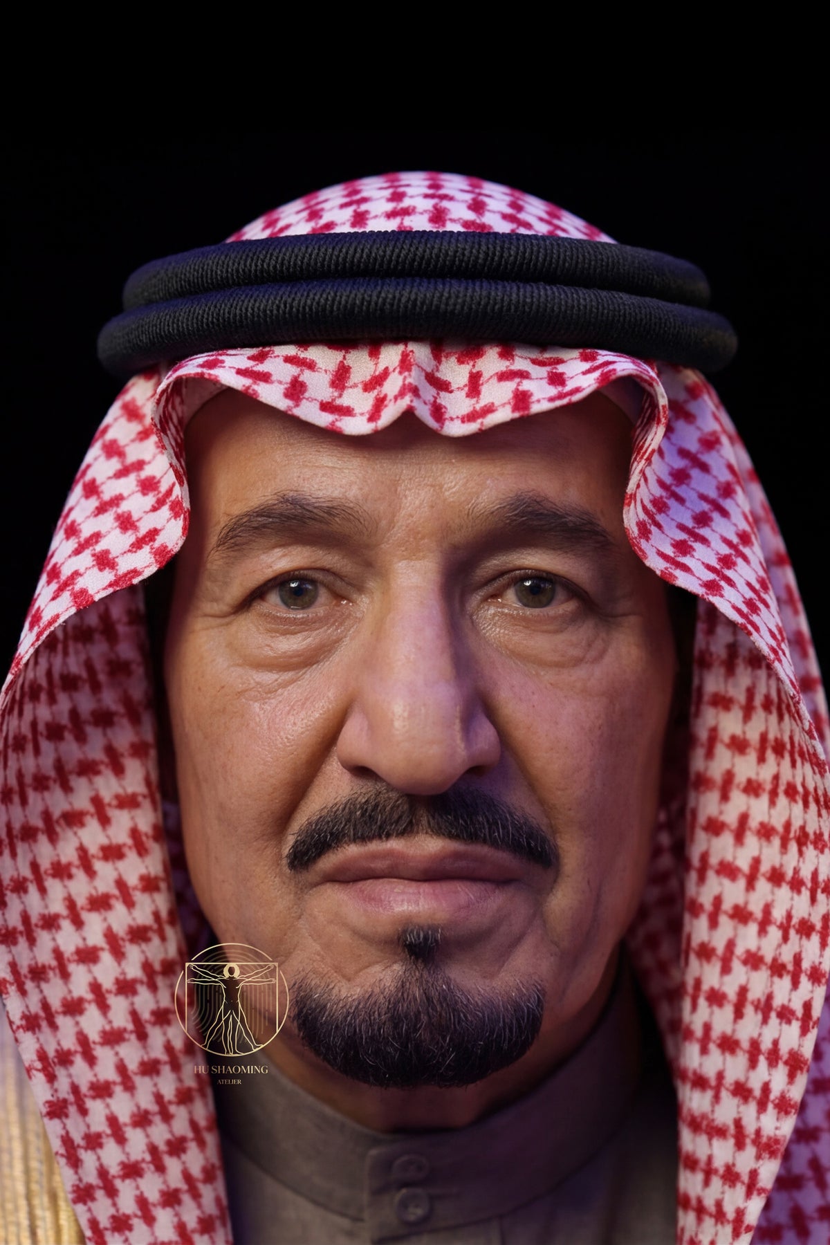 Lifelike silicone statue of King Abdulaziz featuring traditional Saudi Ghutra and Igal headwear
